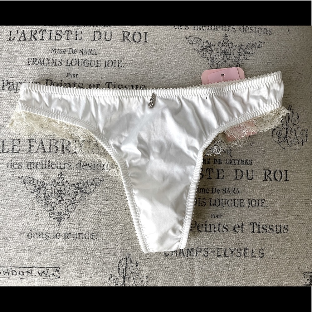 White panty - NWT - size XS